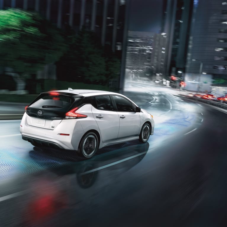 RE･LEAF E3 hybrid 2025 Nissan Nissan LEAF Specs | West Herr Nissan of Orchard Park